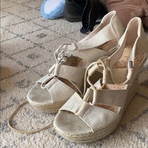 tan wedges